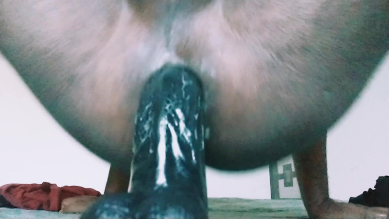 Raju fucker: Knull av Dildo
