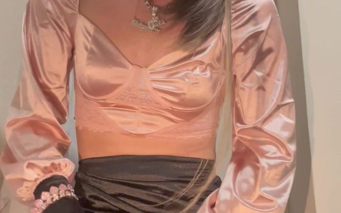 Jessica silk: Jess Silk Rides假阳具