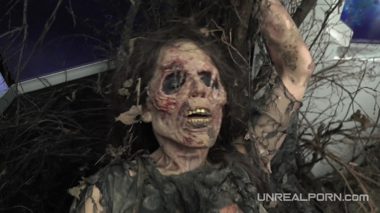 Unreal Porn: Unreal Porn 7: Zombie