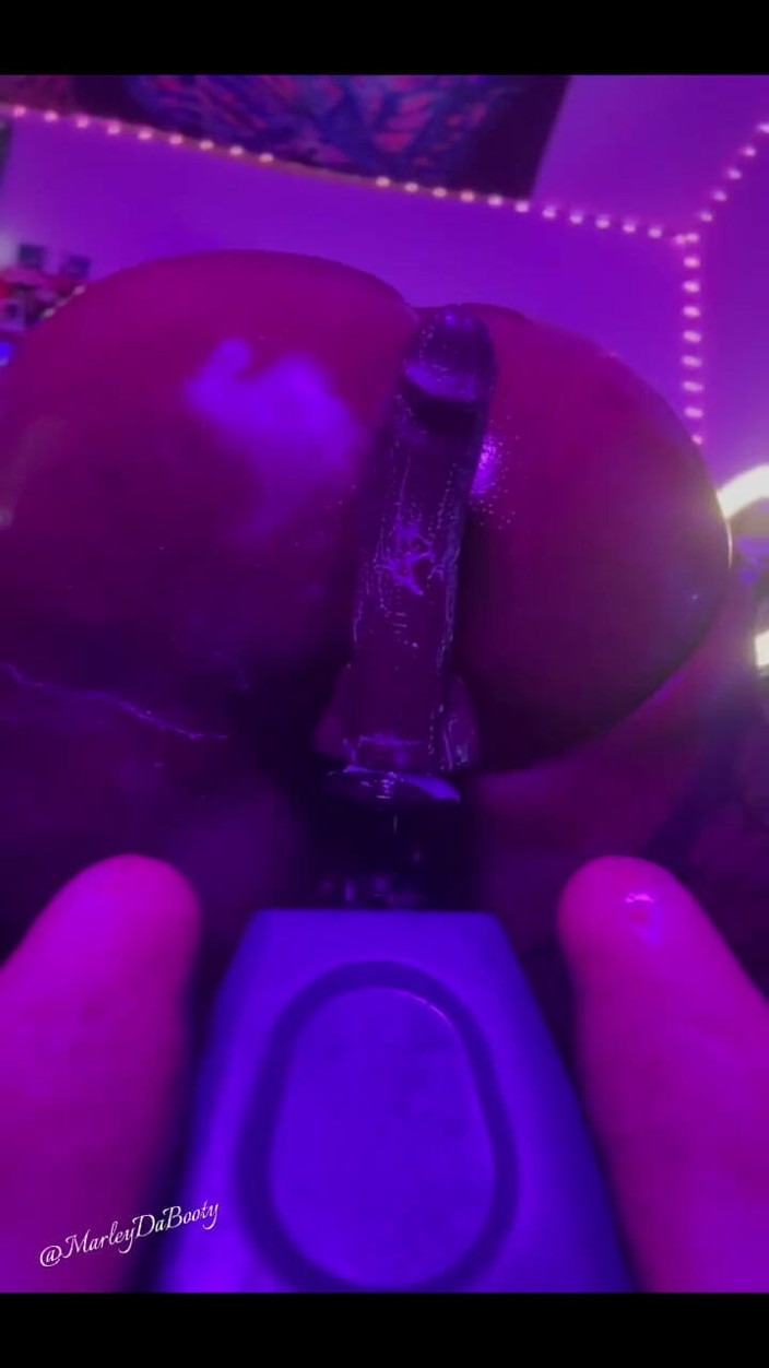 Marley Moore Videos: Otra sesión en solitario caliente y cremosa