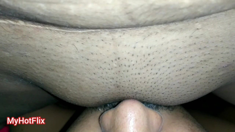 MyHotFlix: 超级热辣可爱的印度女郎被干 - 新的XXX年轻情侣色情视频