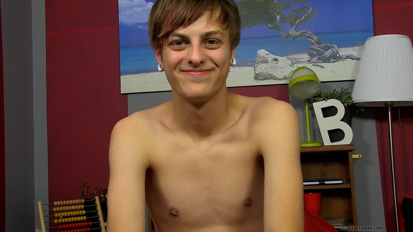 Interviewing Sexy Jason (Lollipop Twinks)