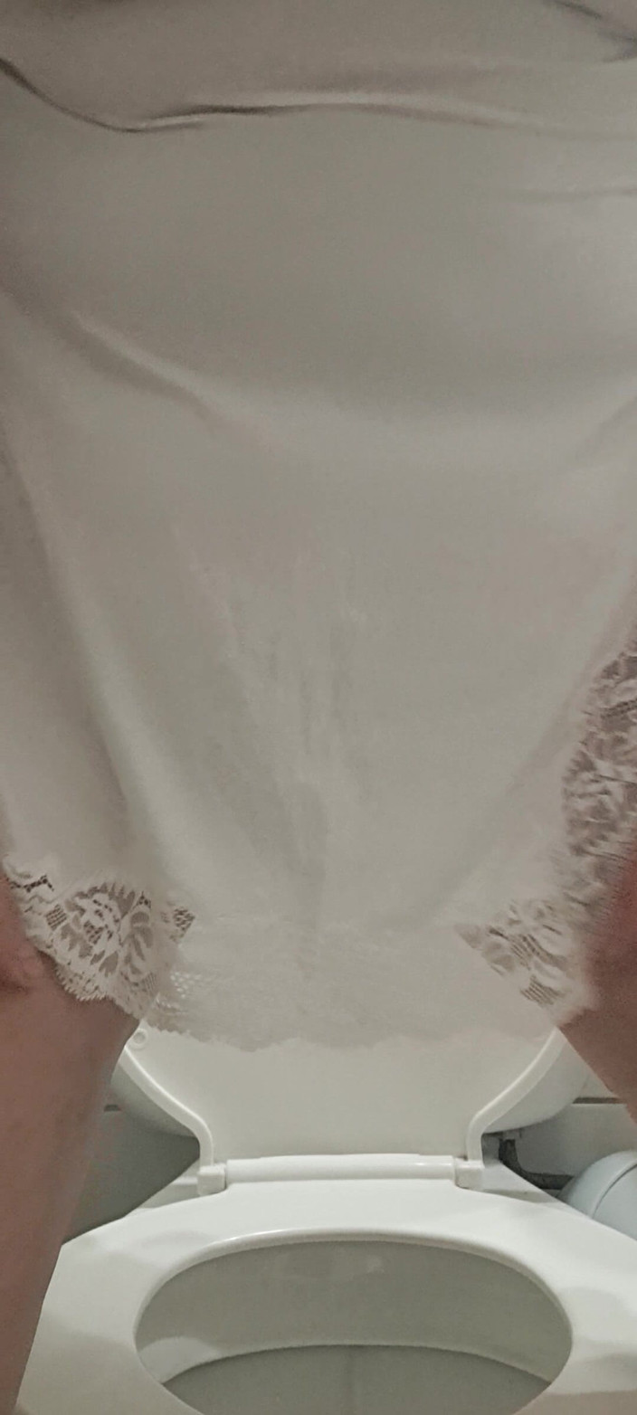 Mommy big hairy pussy: Mamma in cucina senza mutandine