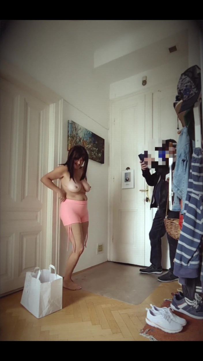 BritneySwallows: Whore Dash Delivery!