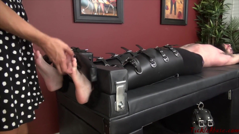 Women tickle men | By Taworship: Doug dikongkek