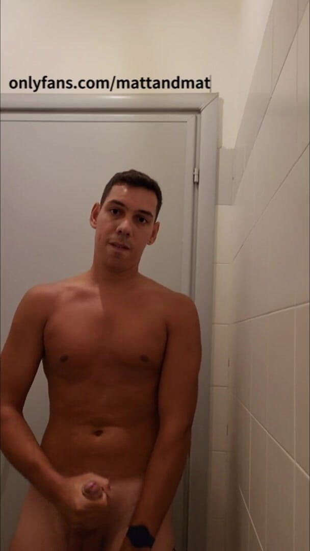 Matt_AP: Jerking off at work