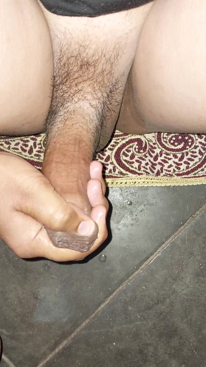 Bigcocka: 印度男孩 6 英寸大鸡巴在镜头前