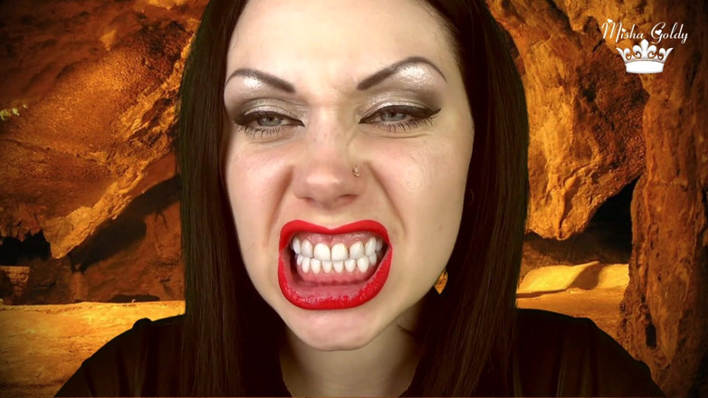 Goddess Misha Goldy: Hungrywolf vuole consumarti vivo (punto di vista, bocca, lingua e gola)