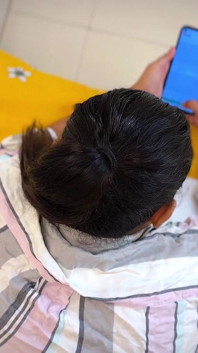 Mẹ kế cặp mông khổng lồ bị bạn của con trai đụ khi cô ấy hứng tình