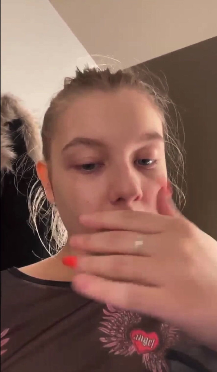 JuiceLussie: 내 자지를 빨아주는 거유 금발