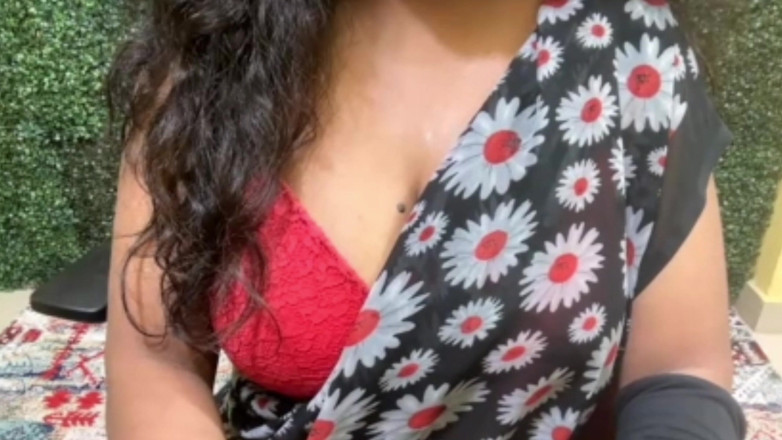 Surbhi453: Fată indiană studentă face dragoste cu colegul ei de clasă...