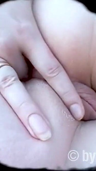 จุดสนใจของวัยรุ่นเปียกของนาดีน
