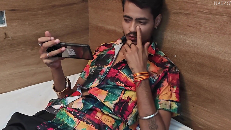 AlexDaizo: 내 정액을 먹고 싶어하는 배다른 아들 Sis