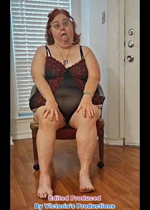 BBW nurse Vicki adventures with friends: BBW Mature Redhead Nurse Vicki Models Lingerie
