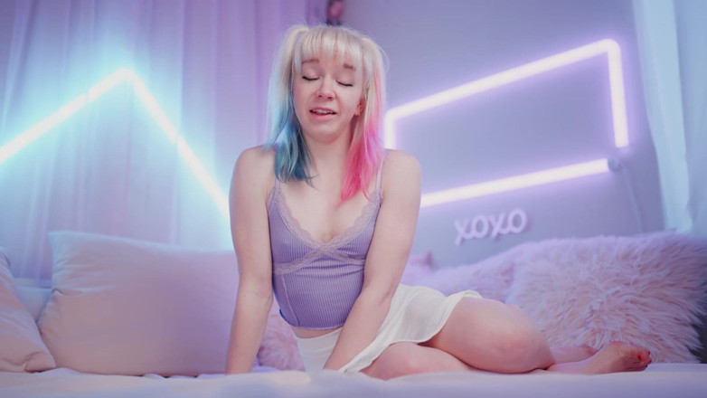 Jolie Lyon: 새아빠를 응원하는 금기 단계 조카