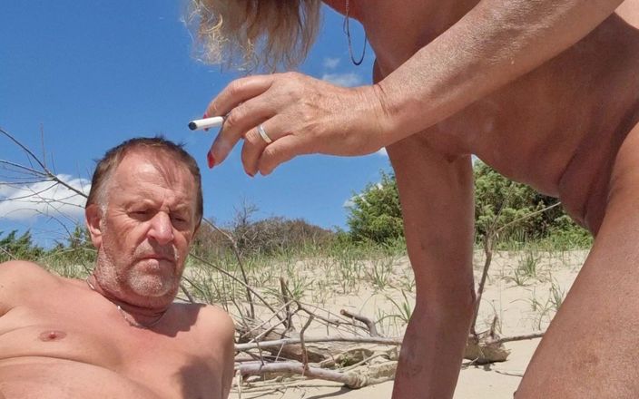 Gigi and David: Pertunjukan seks Stripchat, Pantai Bogel, Shemale dan Lelaki, Gigi dan...