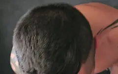 Mengisap kontol yang berair