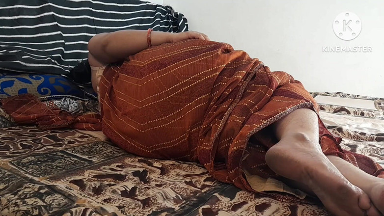 Salmaan001: Sąsiad Bhabhi wrócił do domu na Diwali i został zerżnięty...