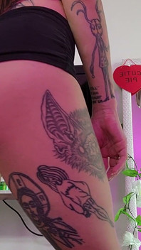 Juicy Ass in Tight Shorts
