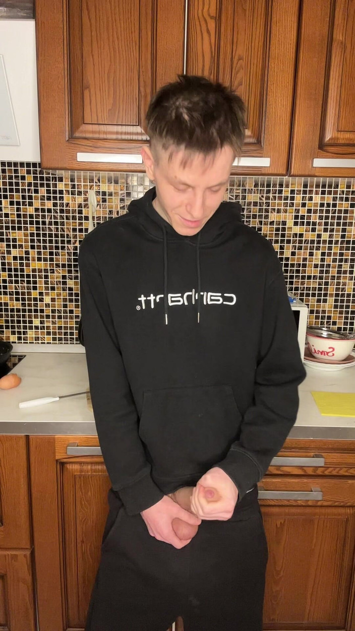 Morflot24: Geile Twink's grote lul aftreksessie