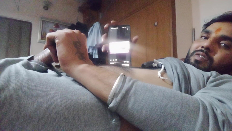 Rajasthani-old-lover: Indische man masturbeert