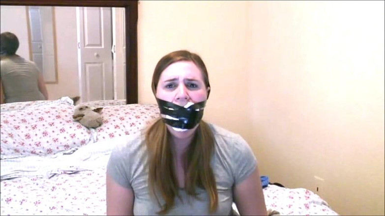 Selfgags classic: Alex gioca da ragazza - parte 1: La ragazza viziosa