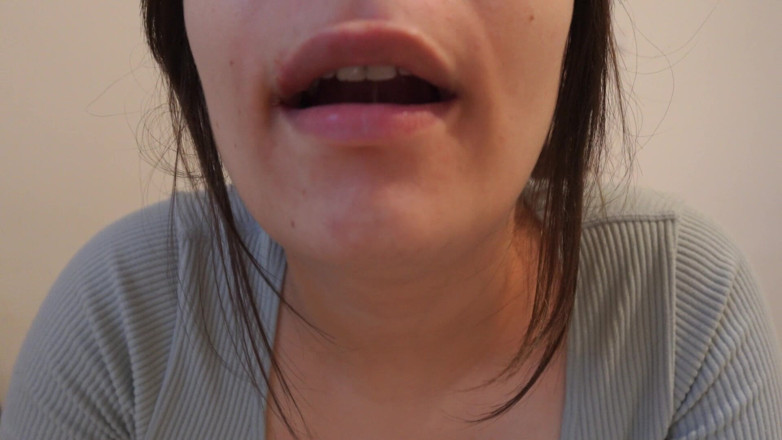 AmayaMori: 我怀孕的大屁股熟女妻子在浴室里自慰，当她的丈夫在家时偷偷地