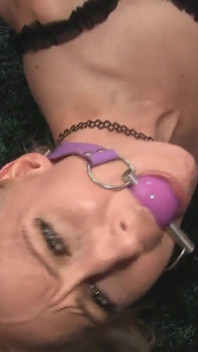 여주인 Sinn 항상 승리