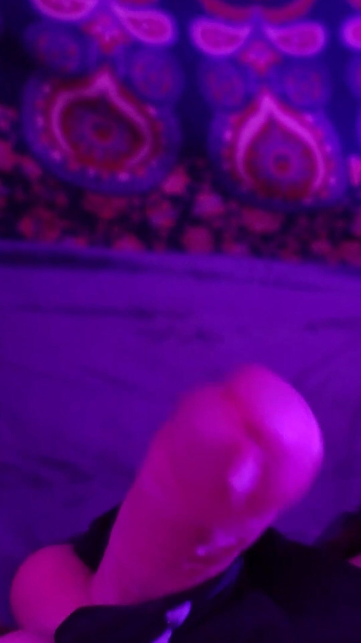 Fer fer sissy: Fer Sissy velký penis, velké sperma všude