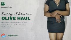 Shruteerani: Sissy Shrutee Kapitola 3 - Solo Indian Trans ve spodním prádle