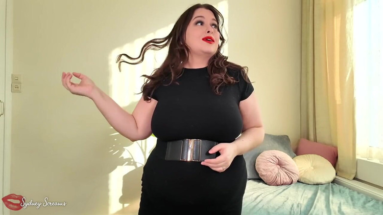 Sydney screams fetish: La madrastra sabe mejor - milf Sydney te grita con besos...