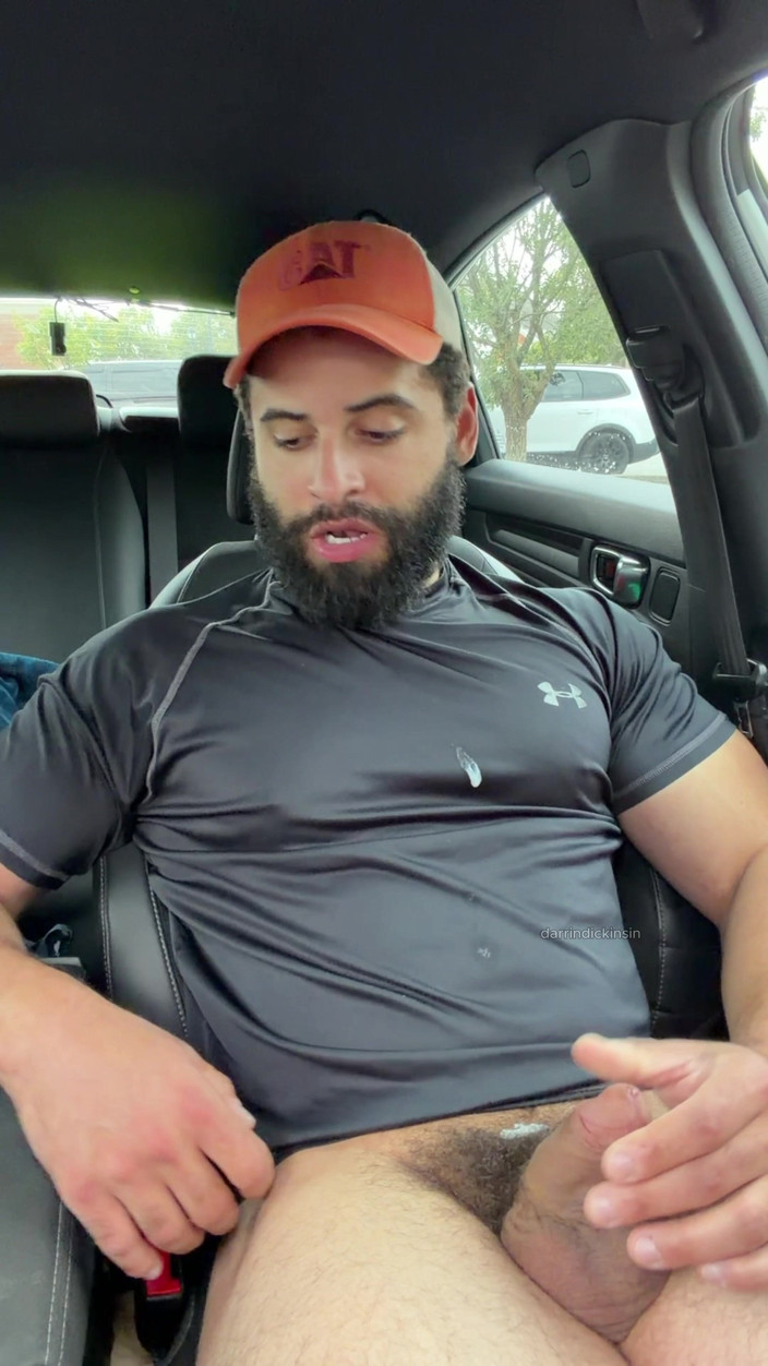 mascbeef95: Muscle Cub in the Car