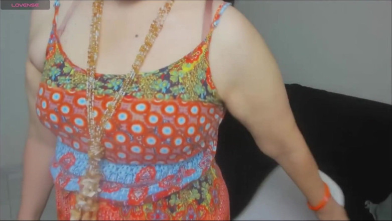 Kira Geiner: Blowjob Sex Hard Gagging MILF