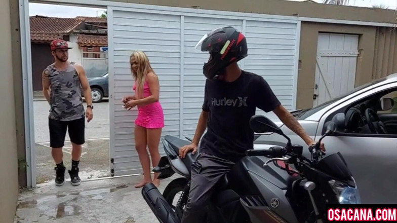 Amateur world: Hot Blonde Fucks with Young Amateur Motoboy