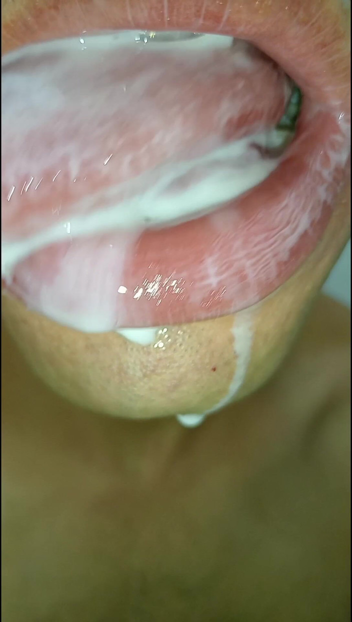 Rey rey: 내 입에 사정하는 걸 좋아해