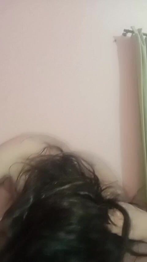 SHAKRATASNEEM: Üvey erkek kardeşi dasi ile ilk kez üvey kız kardeşini evde...