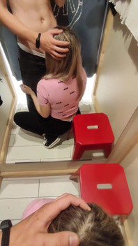 Rychlé kouření v šatně