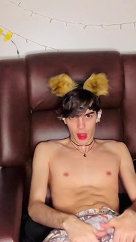 Furry Twink Makes a Mess