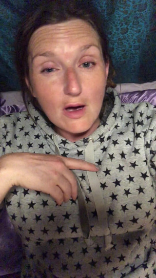 MistressWriggler: Fiddling N Twiddling My Bushy Kundička