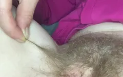 Tôi cần đi tiểu, nhưng đã làm ướt miệng trên giường của tôi thay vì đi vệ sinh