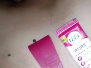 Depak Puja: マラーティーの脇の下からボールをクリアした