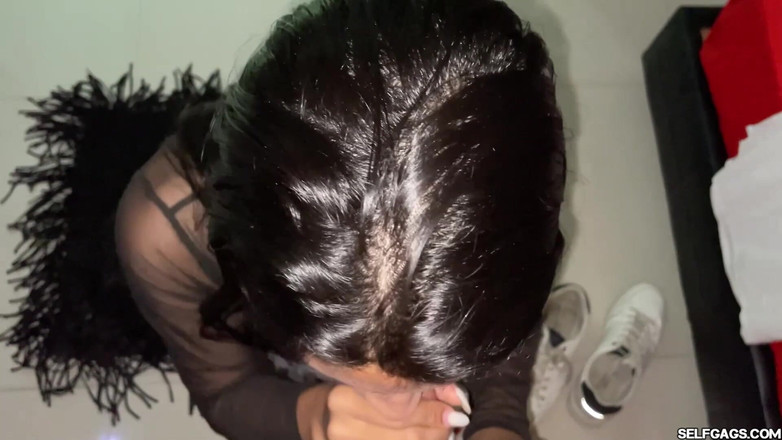 Selfgags femdom bondage: 컨시어지에서  자지까지 - 4부: 펨돔 룸 XXX에 오신 것을 환영합니다