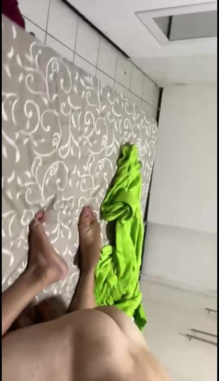 Princesa Hotwife: เมียสุดฮอตผมสีน้ําตาลแดงแต่งงานแล้วกับผัวที่เมียมีชู้ให้แฟนหนุ่มของเพื่อนสนิท