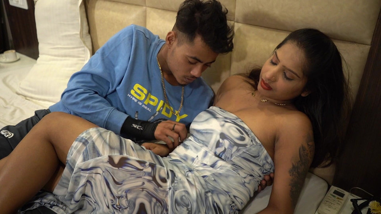 Pankaj Gupta: Aku menelepon pacar temanku ke hotel dan berhubungan seks dengan...