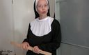 Annika Rose: 对你进行禁锢的修女