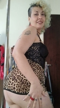 Hi Loves! Today I'll Be Spending the Day Live Right Here on the Platform! Come Cum with Me, Darling!