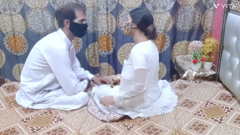 MehwishButt: Güzel Hintli desi kız. Hintçe edepsiz konuşma