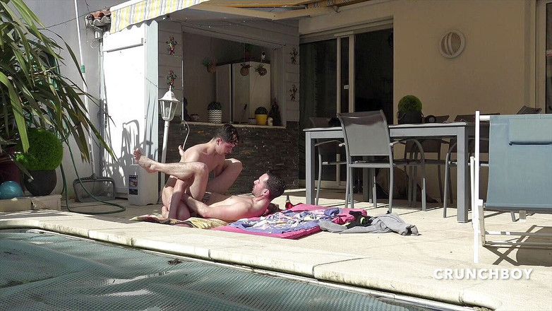 Hot guys from France: Ngoài trời với Jimy bị đụ bởi Twink 18 Yo