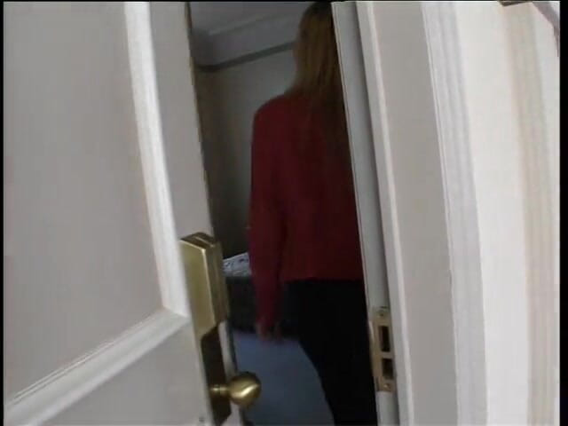 Lucky Cooch: Blonde bitch gets anally plowed in a threeway action