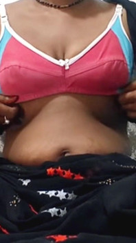 Indian Village Desi Bhabhi Want to Fucking in Night in Pussy